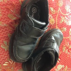 Black Cherokee Velcro Dress Shoe. Size 10.